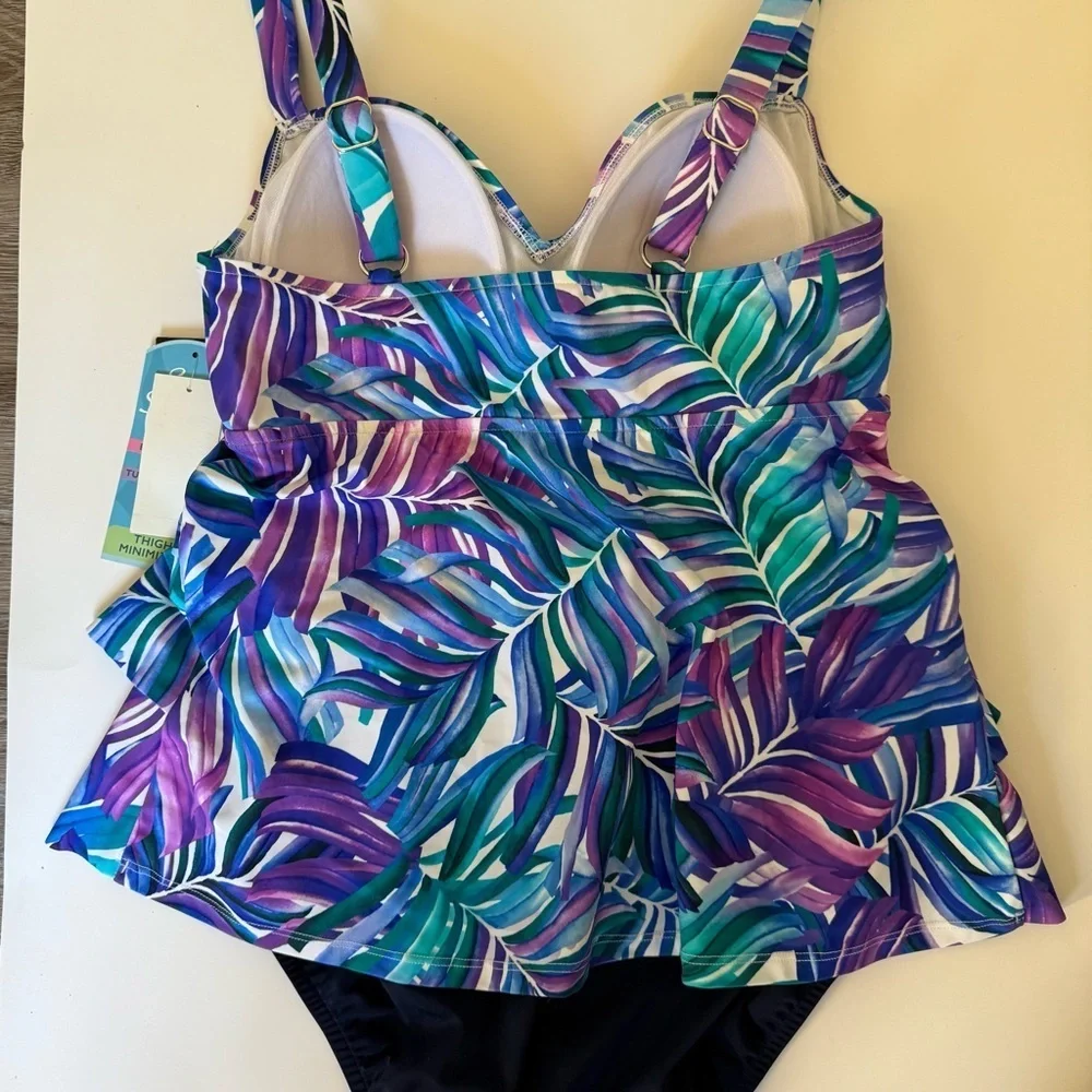 NWT Swim Solutions Women's Tummy-Control Faux-Tankini One-Piece Swimsuit size 10 - Picture 3 of 3